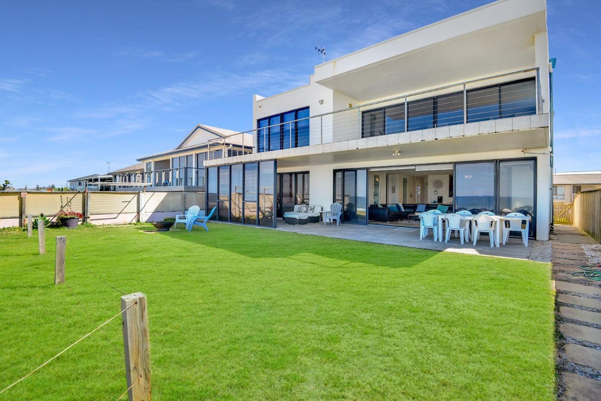 Beach Bliss The Entrance North Apartment Exterior photo